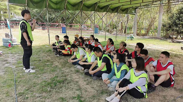 率虎狼之师,铸精英团队-华体会3月户外拓展活动圆满完成(图4) 率虎狼之师,铸精英团队-华体会3月户外拓展活动圆满完成(图4)